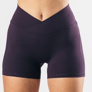 Alphalete Surface Power Short